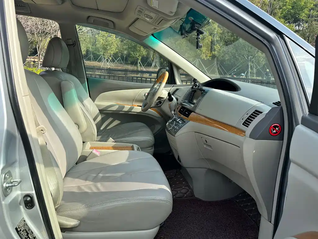 Toyota Previa 2006 2.4L 7 Luxury