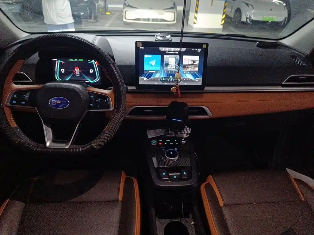 BYD e2 — миниатюра 13