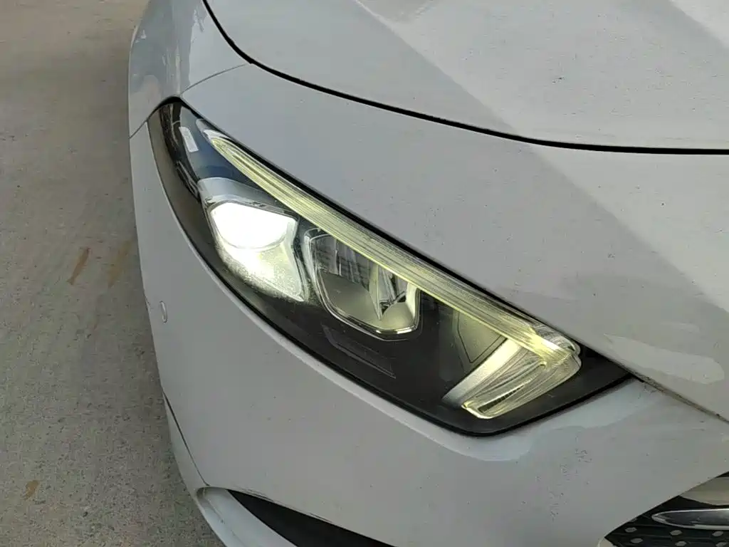 Mercedes-Benz A-Class — миниатюра 11