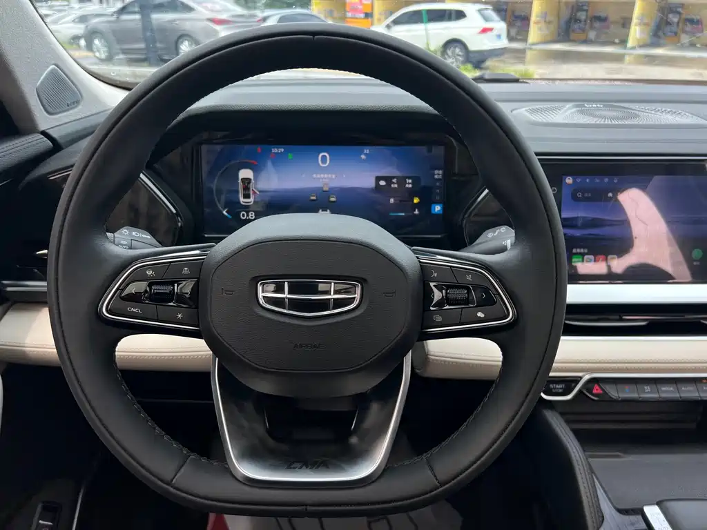 Geely Xingyue L — миниатюра 16