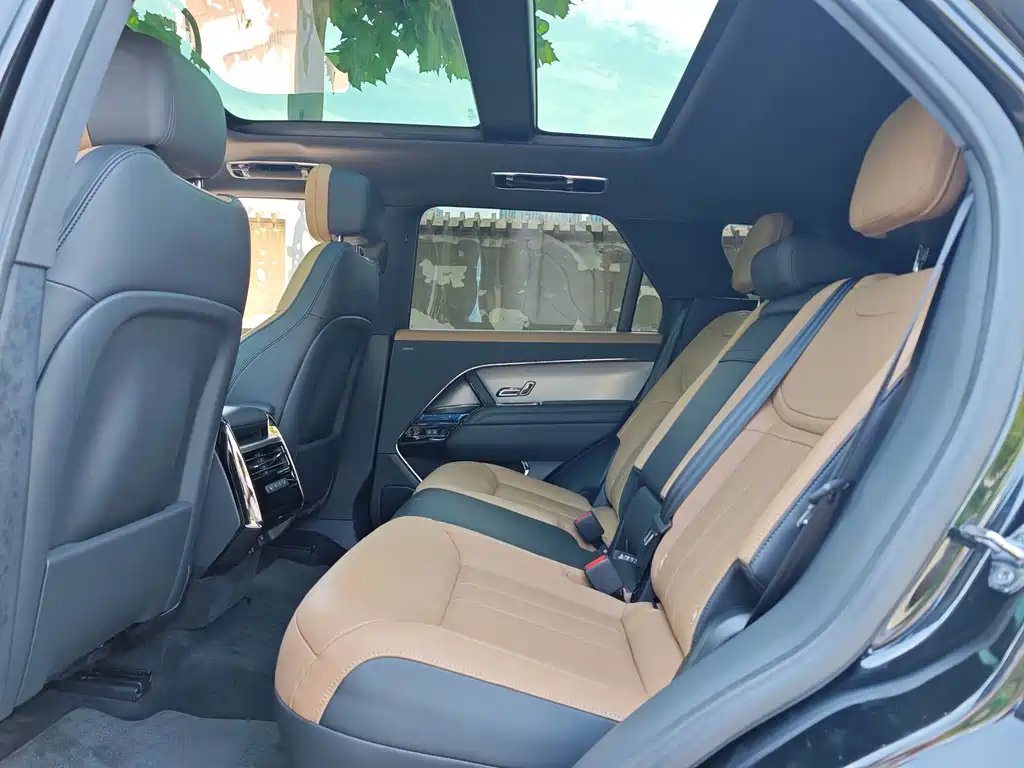 Land Rover Sport — миниатюра 8