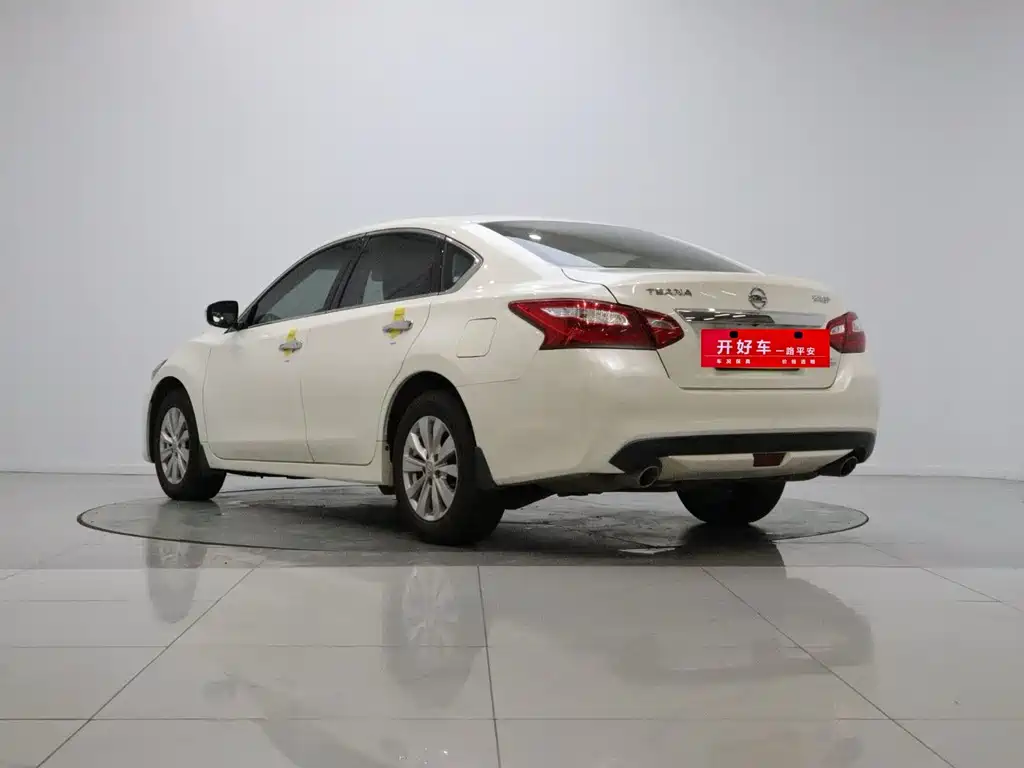 Nissan Teana — миниатюра 6