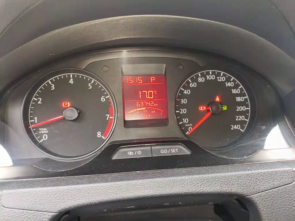 Volkswagen Santana — миниатюра 12