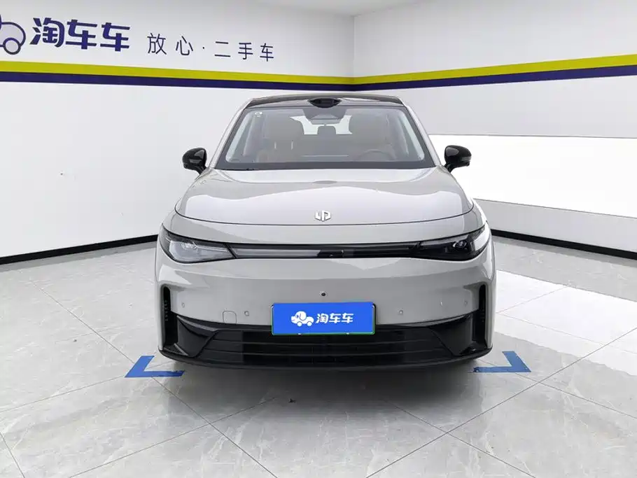 Leapmotor Leapmotor C10 — миниатюра 2