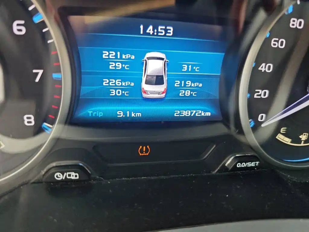 Geely Emgrand — миниатюра 13