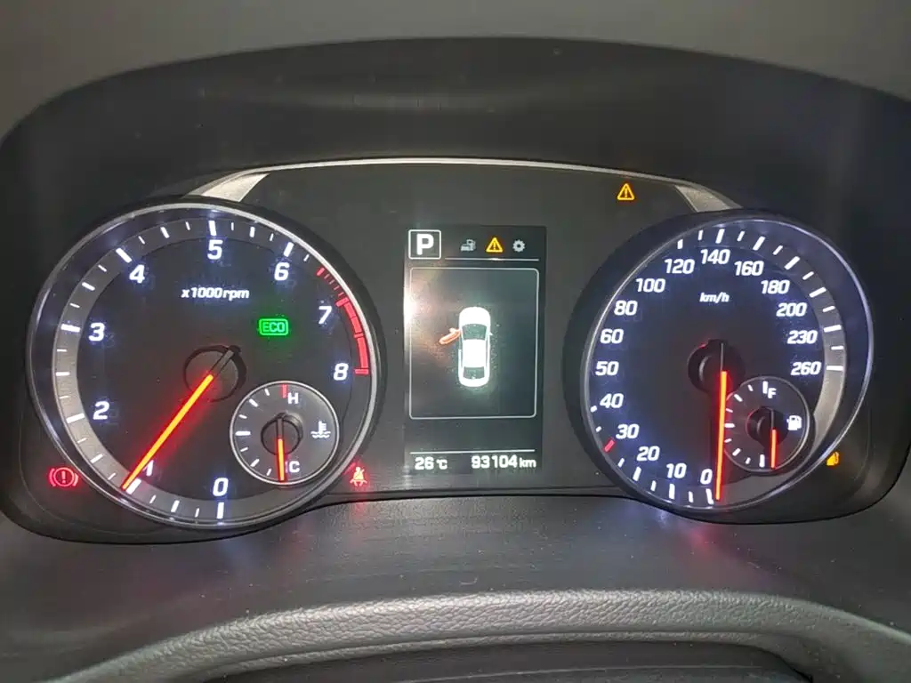 Hyundai Elantra — миниатюра 12