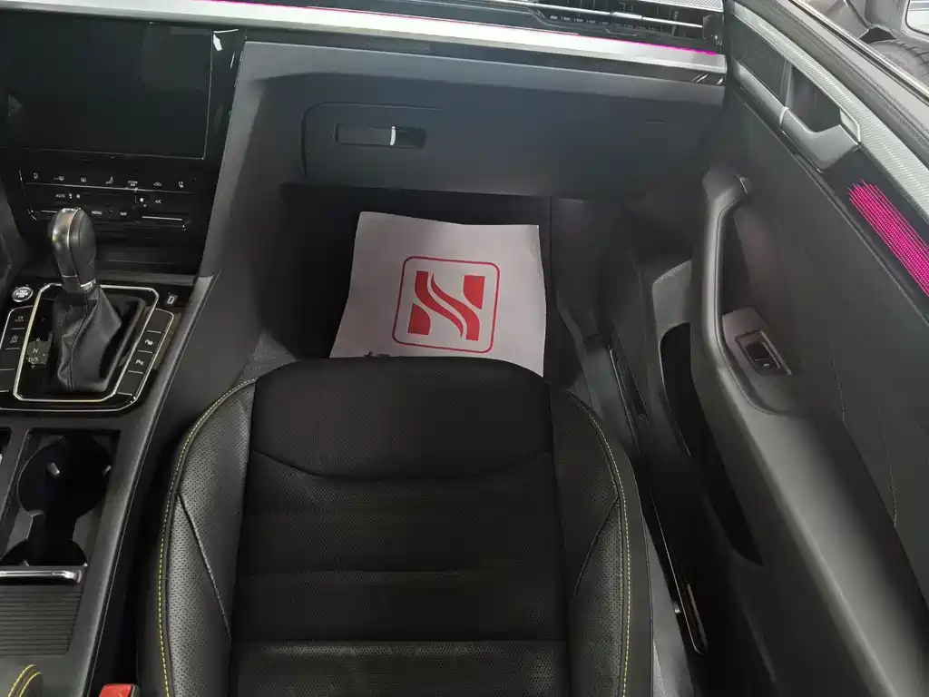Volkswagen FAW - Passat CC CC 2024 380TSI