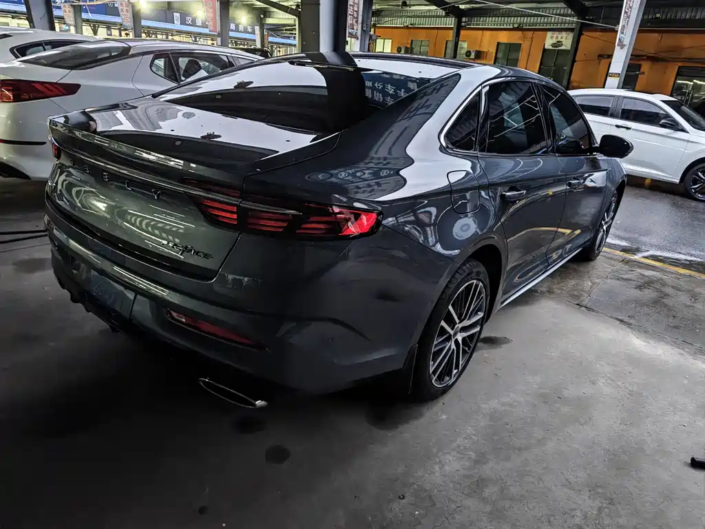 GEELY AUTOMOBILE XINGRUI