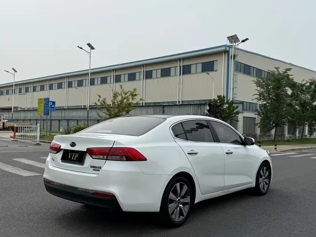 Kia K4 — миниатюра 4