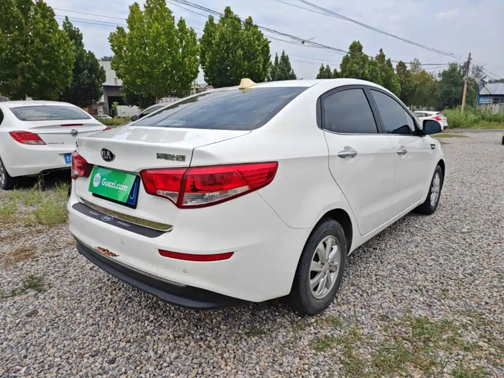 Kia K2 — миниатюра 7