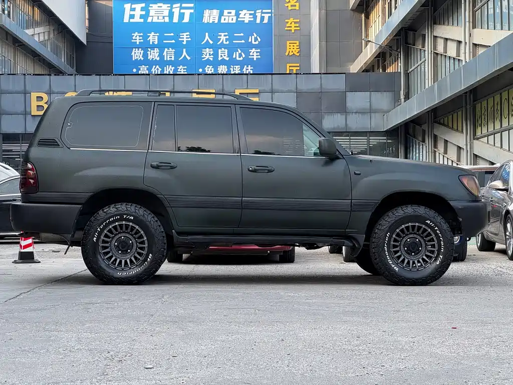 Toyota Land Cruiser — миниатюра 5
