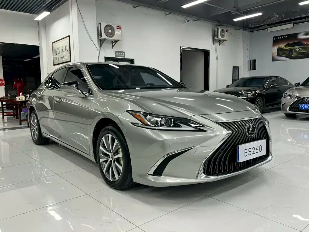 Lexus ES — миниатюра 3