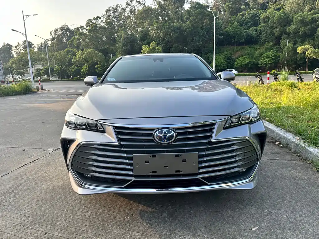 Toyota Avalon — миниатюра 3