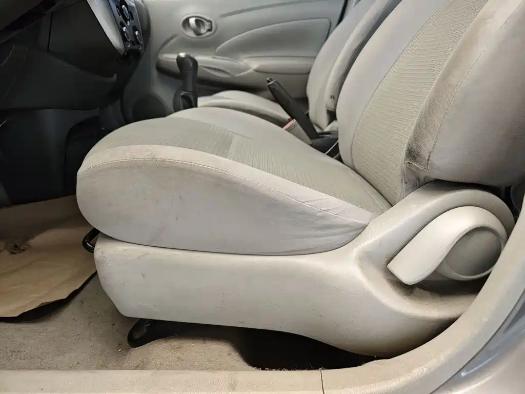 Nissan Sunny 2015 1.5XE MT Comfort