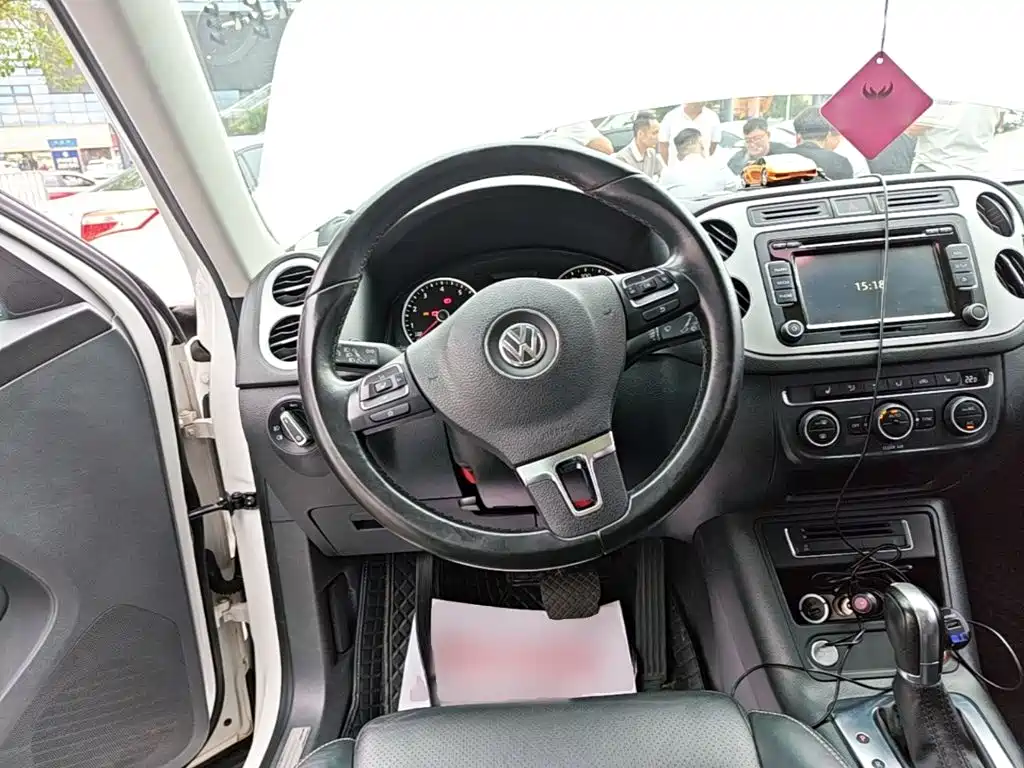 Volkswagen Tiguan — миниатюра 11