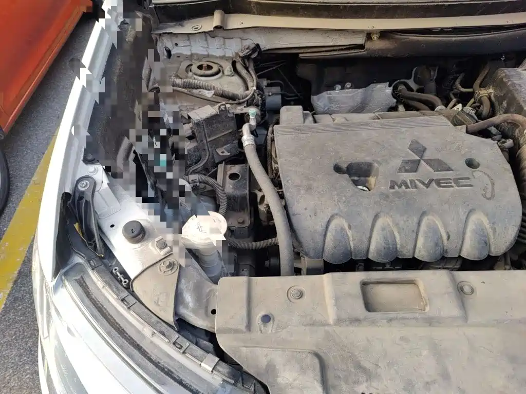 Mitsubishi Outlander — миниатюра 20