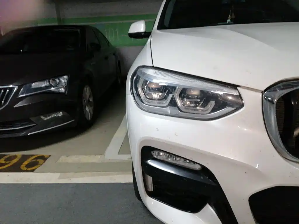 BMW X3 — миниатюра 7