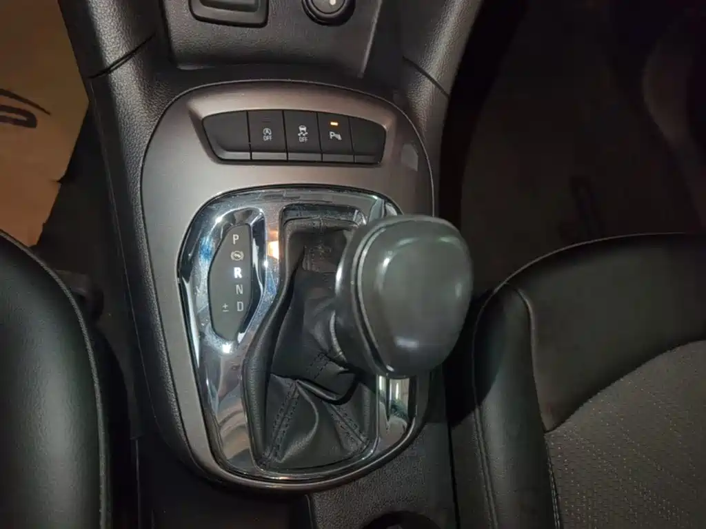 Chevrolet Cruze — миниатюра 14