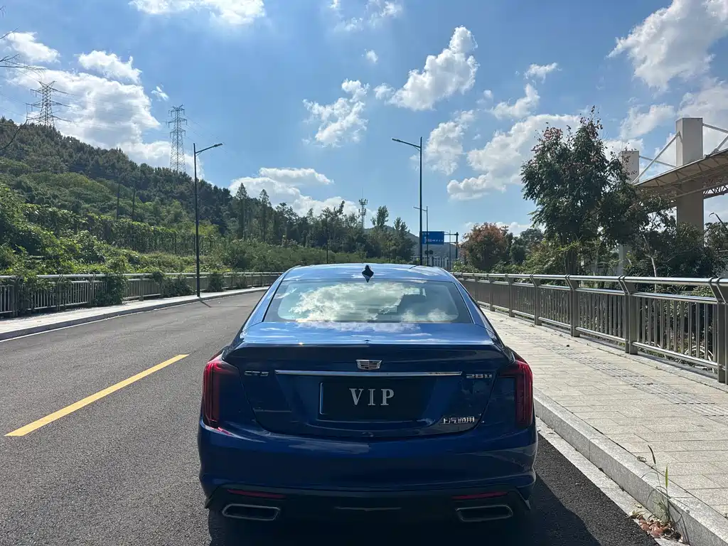 Cadillac CT5 — миниатюра 5