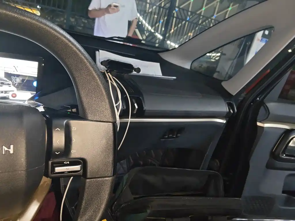 Baojun KiWi EV — миниатюра 9