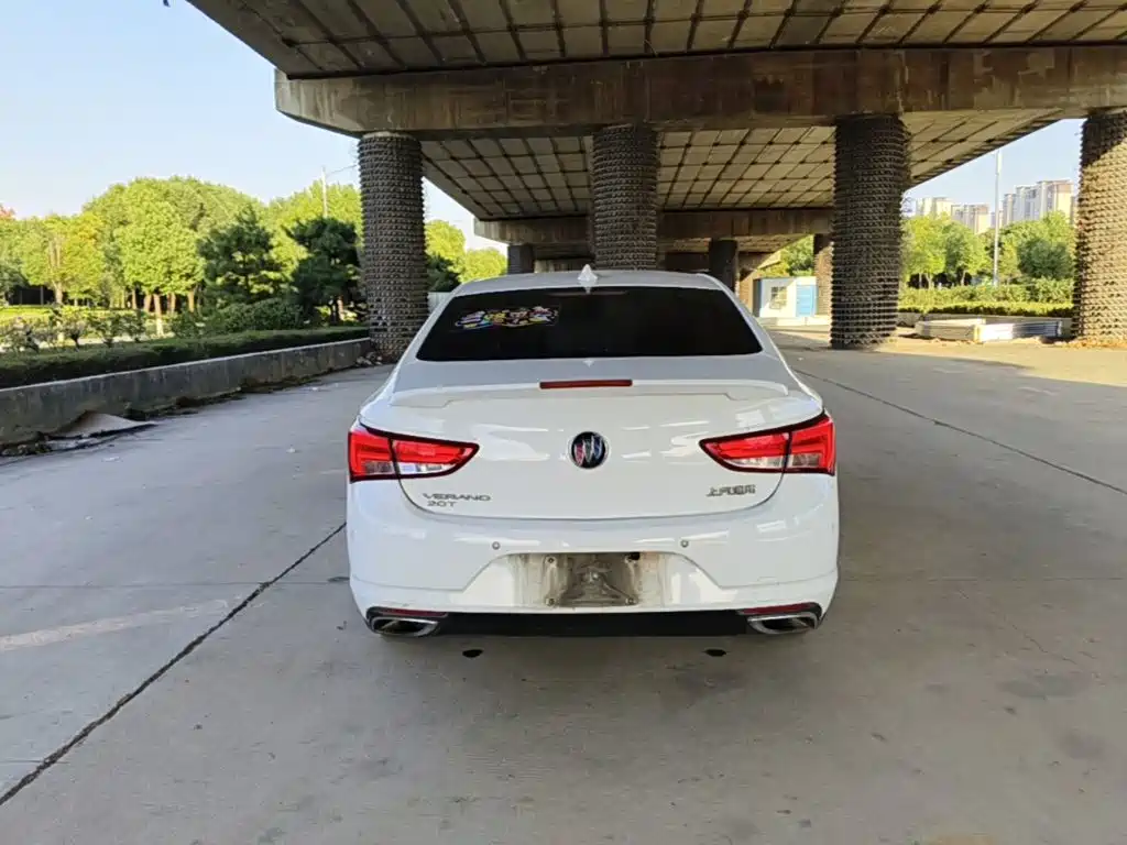 Buick Verano — миниатюра 6