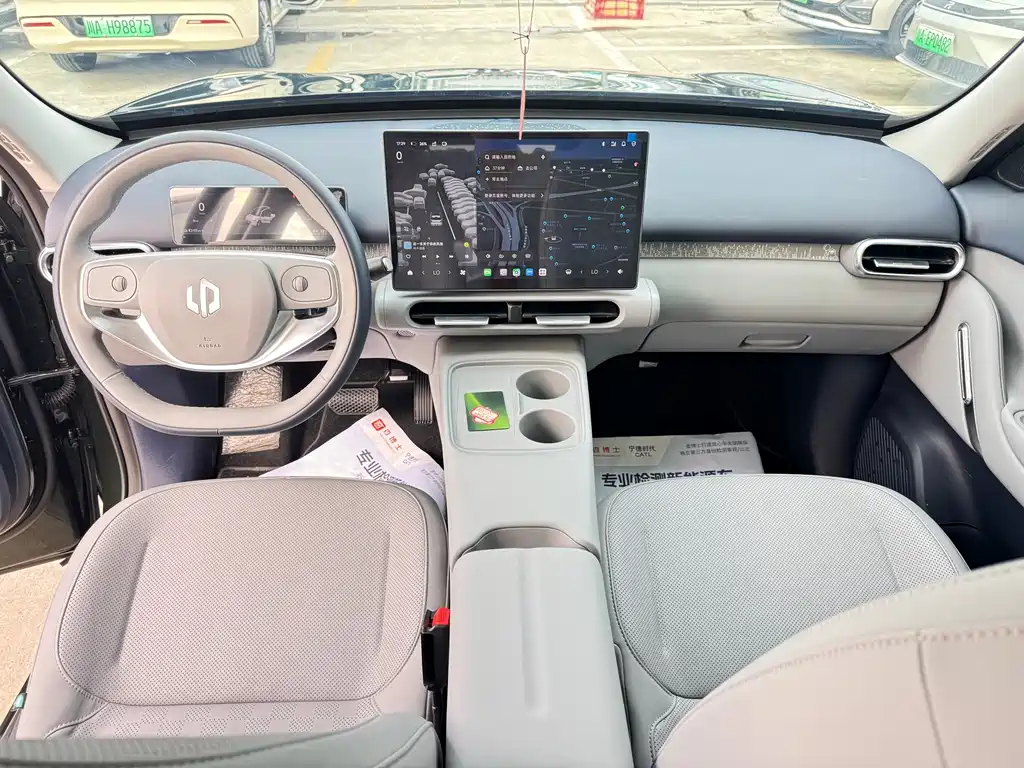 Leapmotor Leapmotor A10 — миниатюра 7
