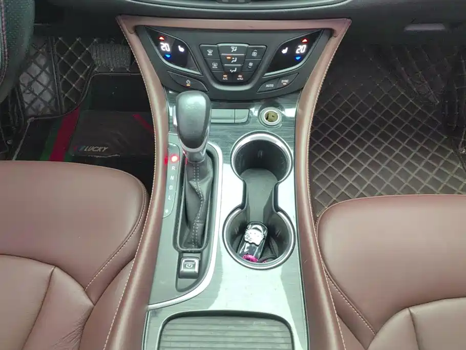 Buick Envision Plus — миниатюра 16