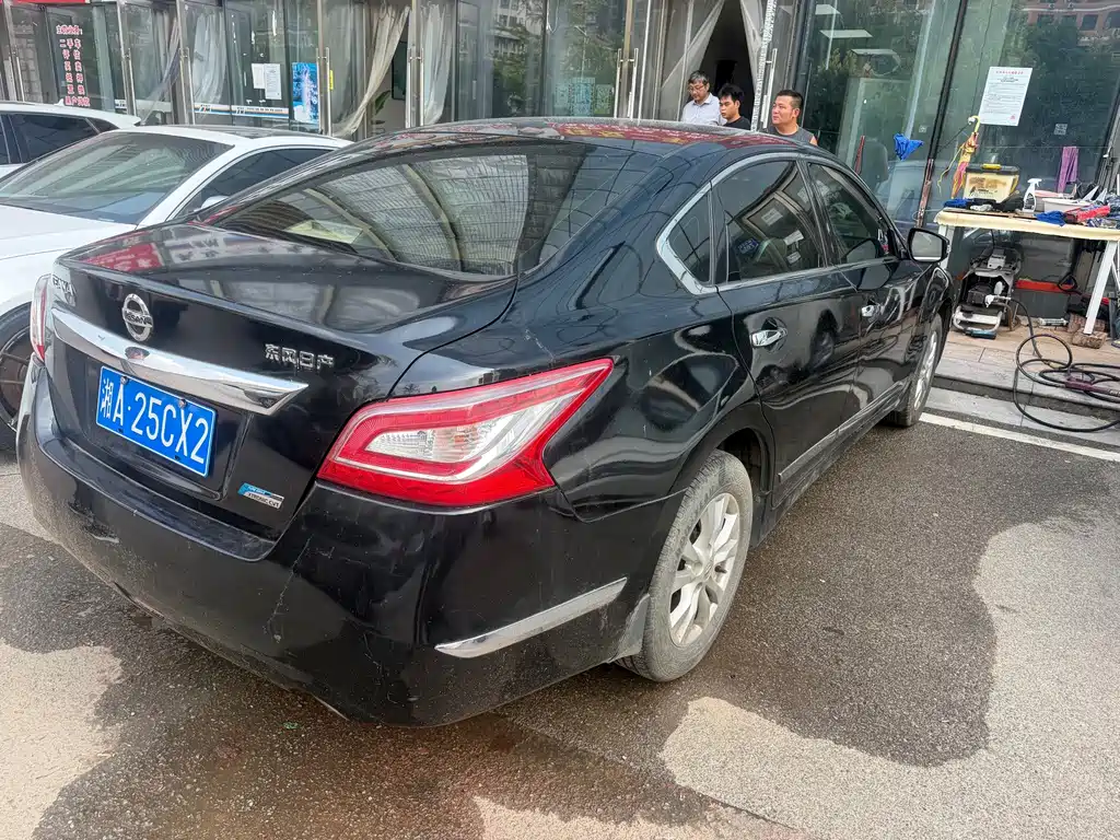 Nissan Teana — миниатюра 4