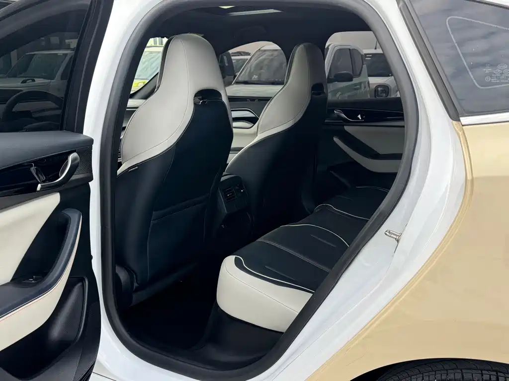BYD Qin PLUS — миниатюра 8