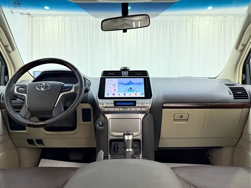 Toyota Prado (Import) — миниатюра 8