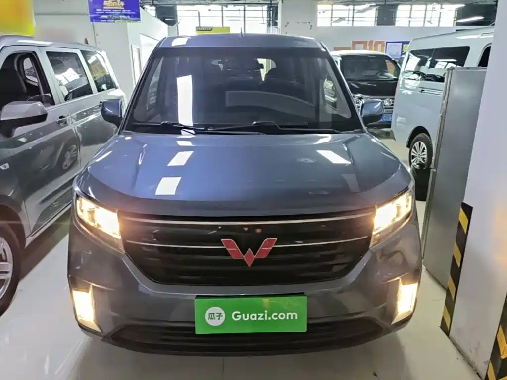 Wuling Hongguang PLUS — миниатюра 3