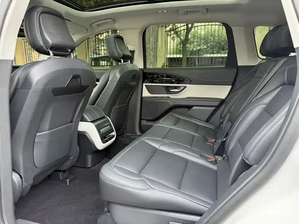 Lincoln Nautilus 2.0T 4WD Premium Comfort Edition, фото 4