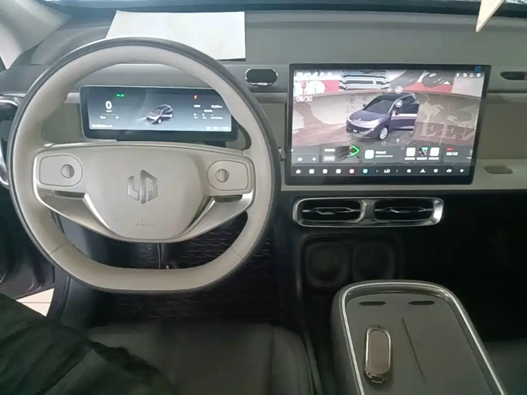 Leapmotor Leapmotor B10 — миниатюра 9
