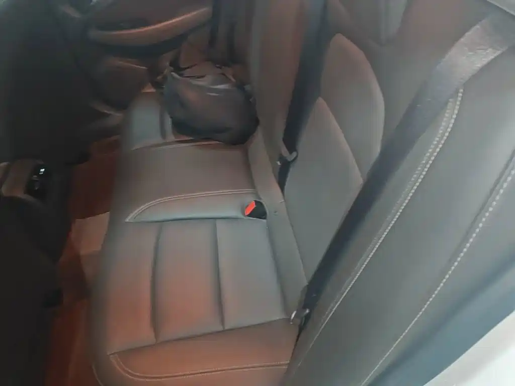 Chevrolet Malibu — миниатюра 17