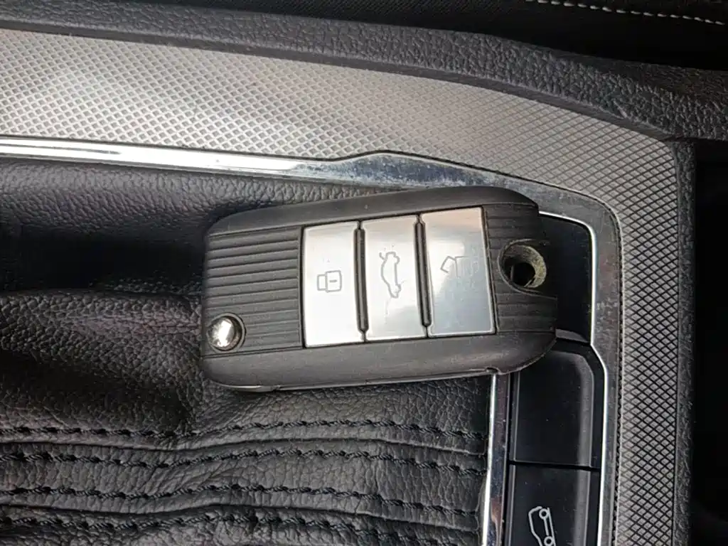 Roewe RX5 — миниатюра 9