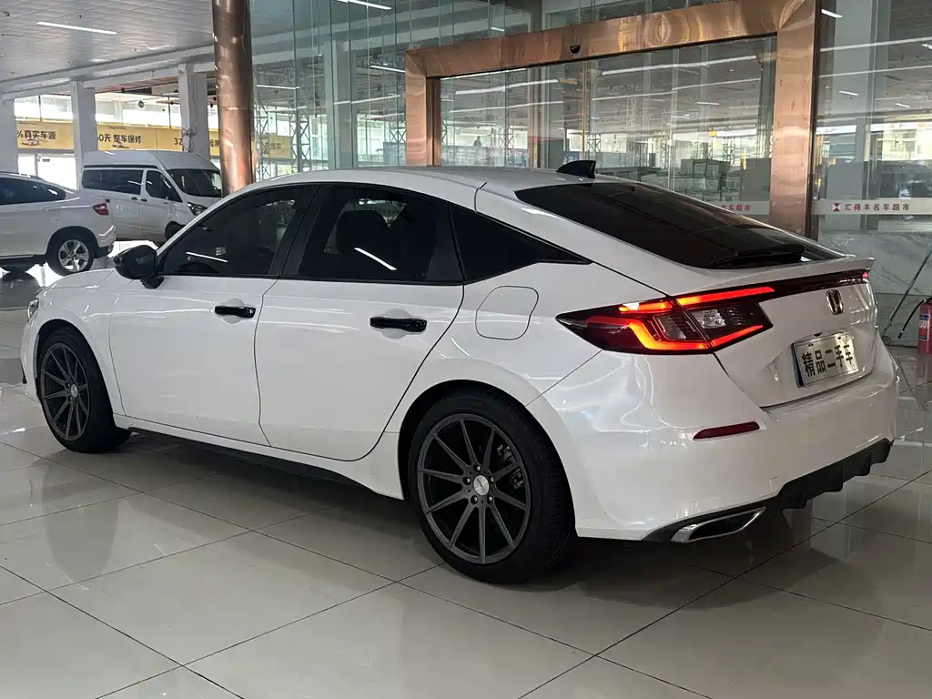 Honda Civic — миниатюра 5