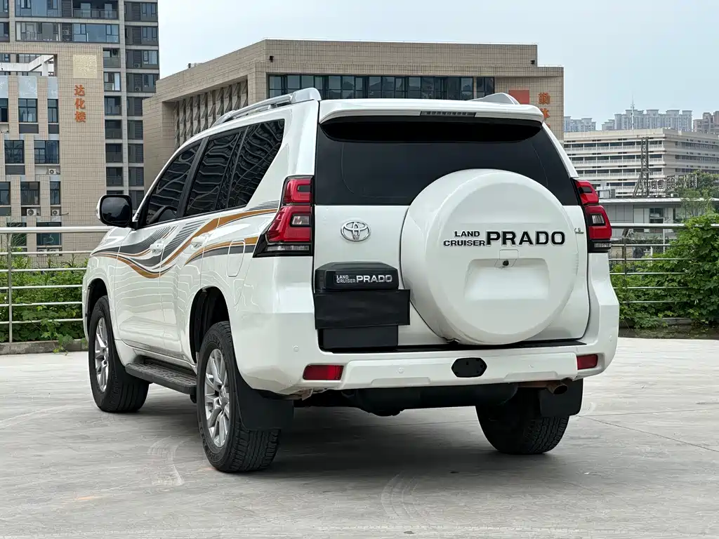 Toyota Prado (Import) — миниатюра 9