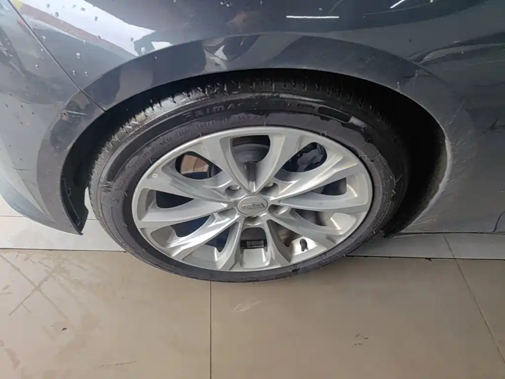 Cadillac CT5 — миниатюра 23