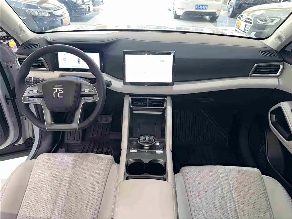 BYD Yuan UP — миниатюра 13