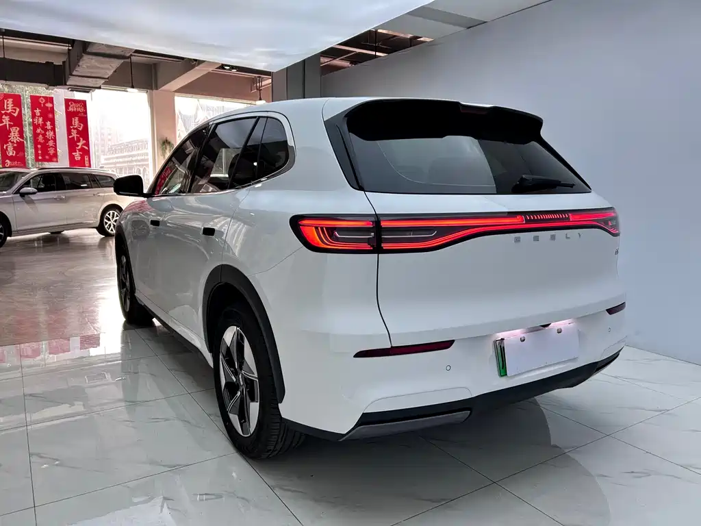 GEELY GALAXY GALAXY E5