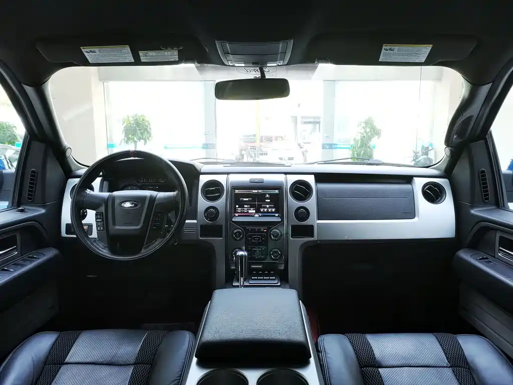 Ford F-150 Raptor — миниатюра 17
