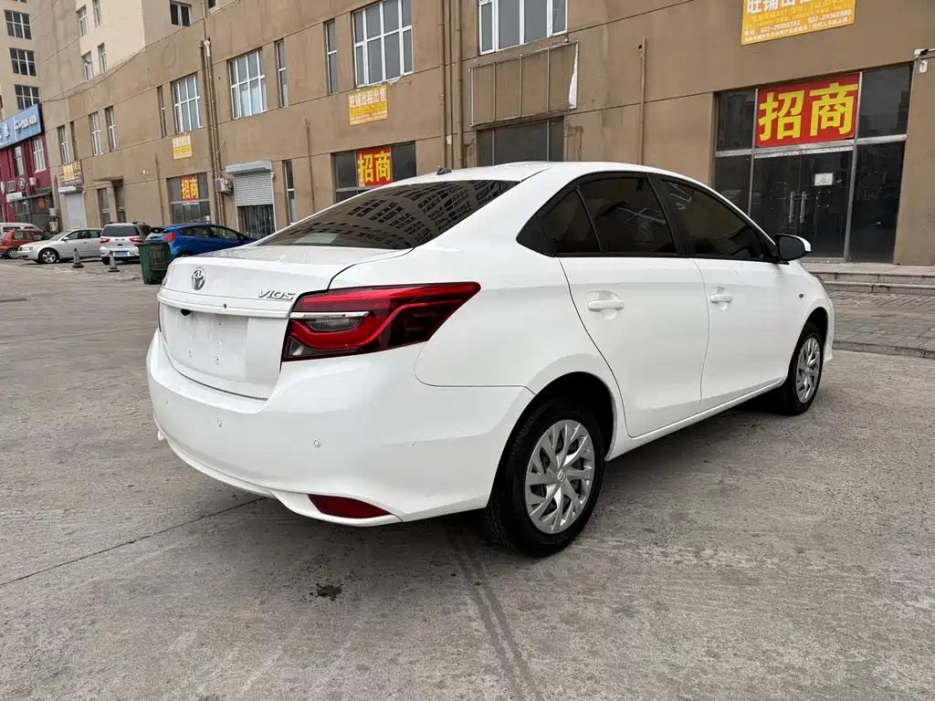TOYOTA VIOS