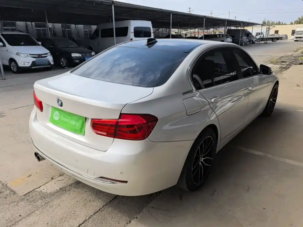 BMW 3 Series — миниатюра 7