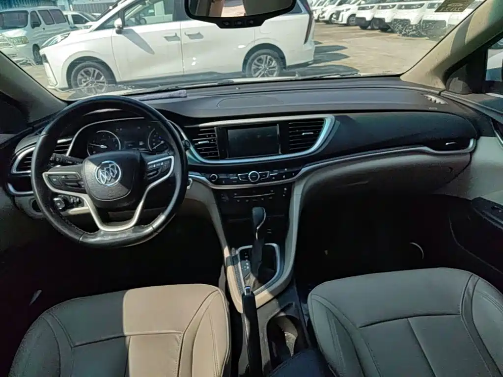 Buick Excelle — миниатюра 10