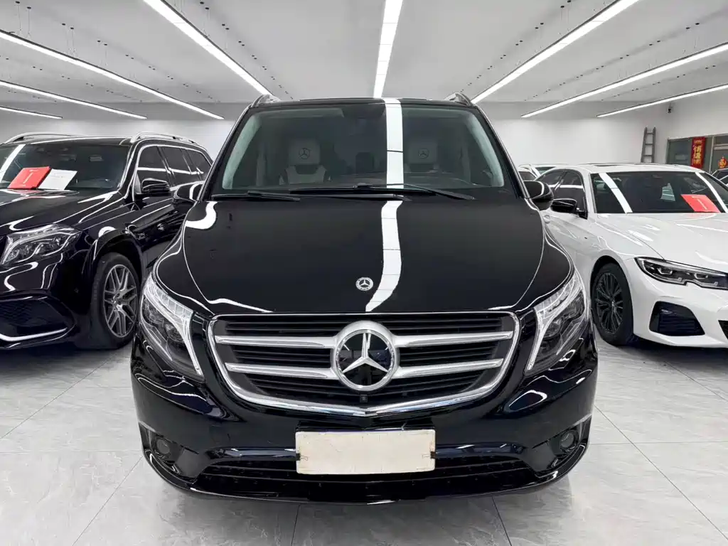Mercedes-Benz Vito — миниатюра 2