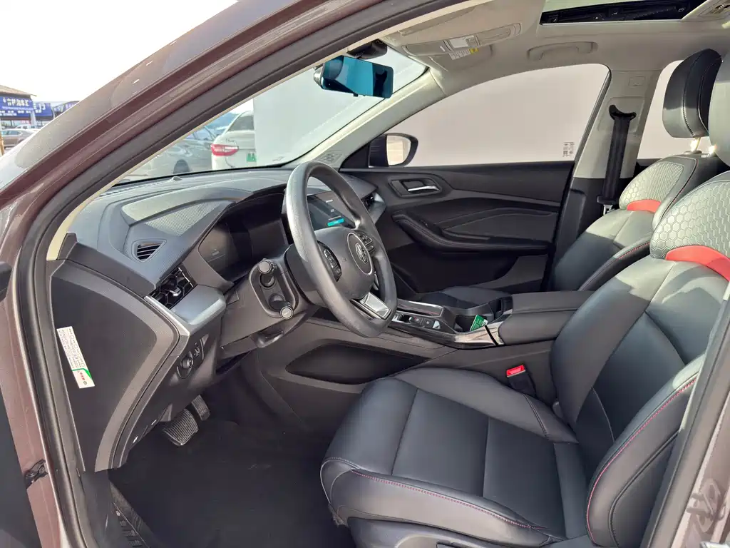MG MG5 — миниатюра 5