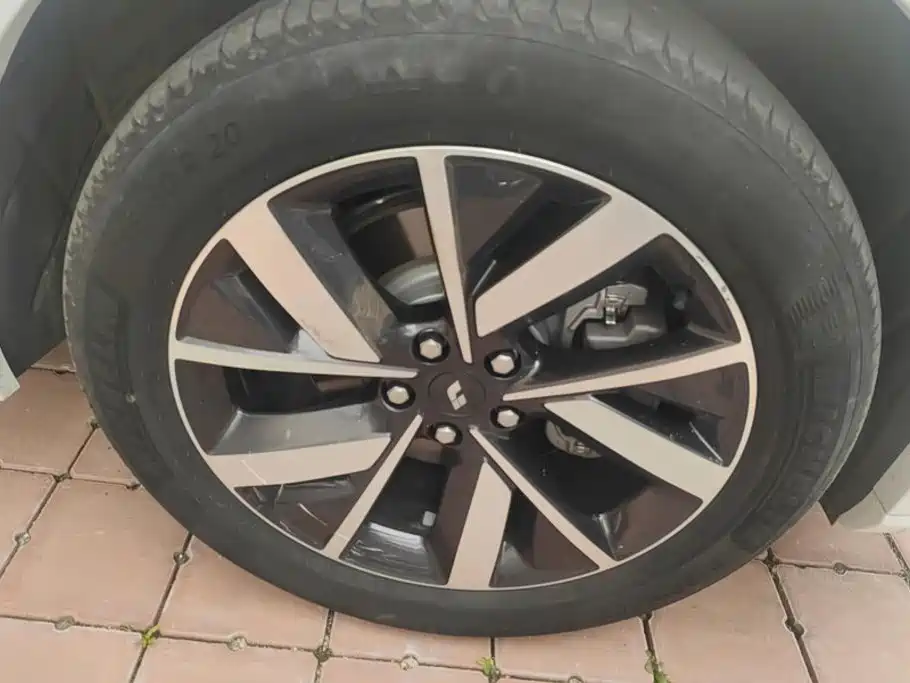 Li Auto Li L7 — миниатюра 6