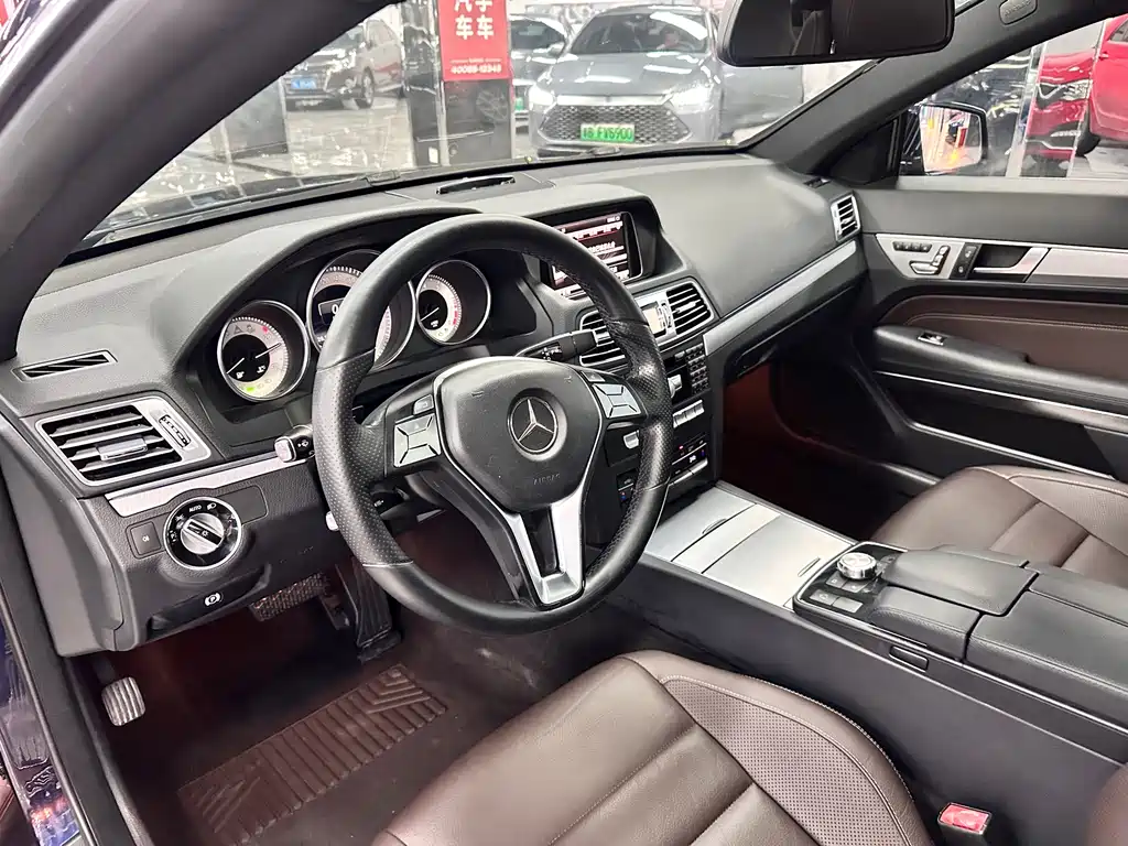 Mercedes-Benz E-Class (Import) — миниатюра 12