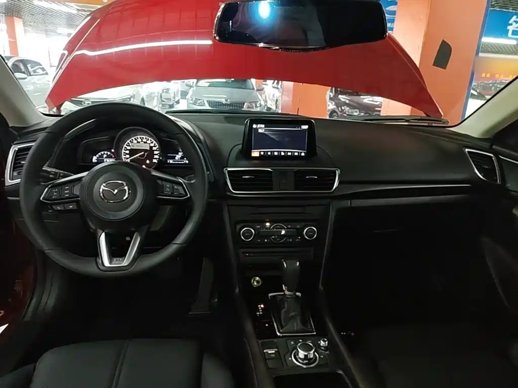 Mazda 3 Axela — миниатюра 10