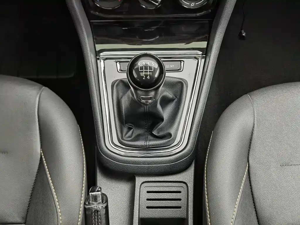 Volkswagen Bora — миниатюра 13